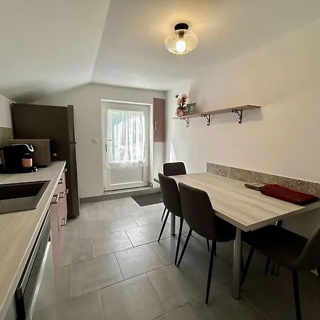 Michel Renovee A Royan, Proche Plages - Fr-1-494-215 Holiday home *