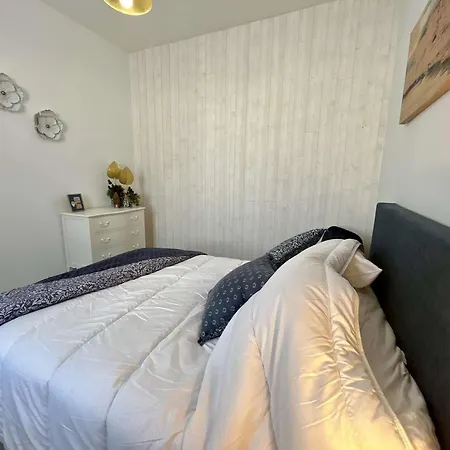 Michel Renovee A Royan, Proche Plages - Fr-1-494-215 Royan