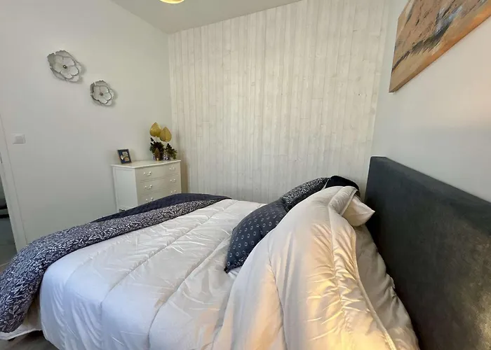 Michel Renovee A Royan, Proche Plages - Fr-1-494-215 Royan