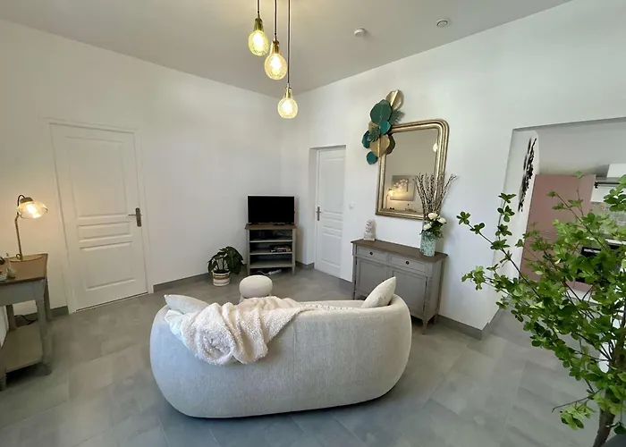 Michel Renovee A Royan, Proche Plages - Fr-1-494-215 Royan